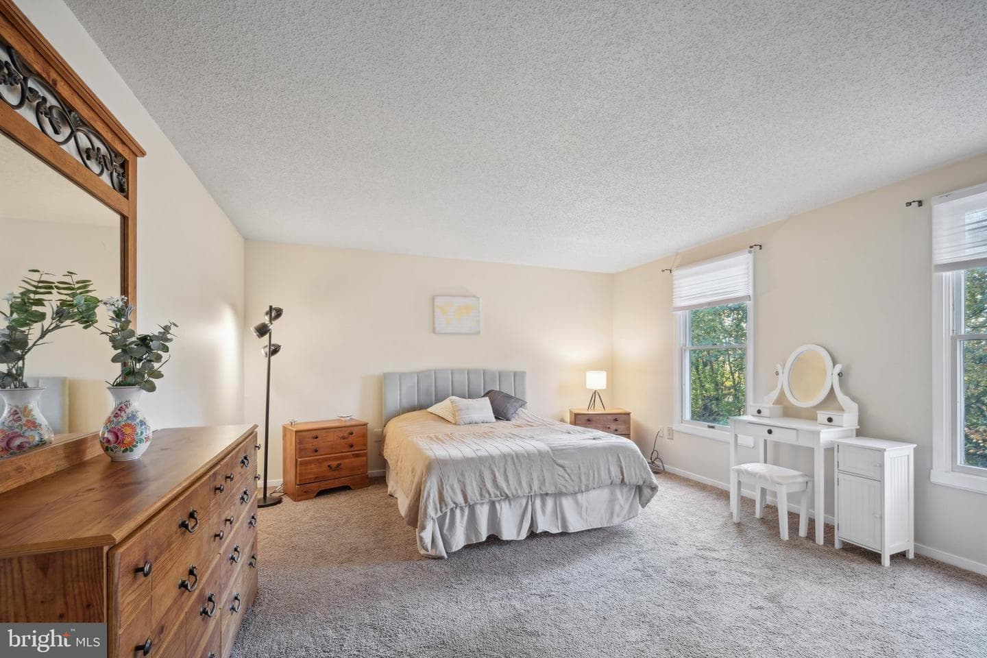 207 Katherine Lane photo 17