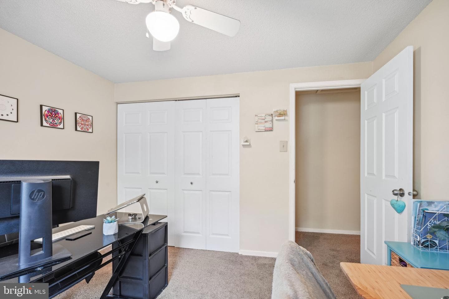 207 Katherine Lane photo 25