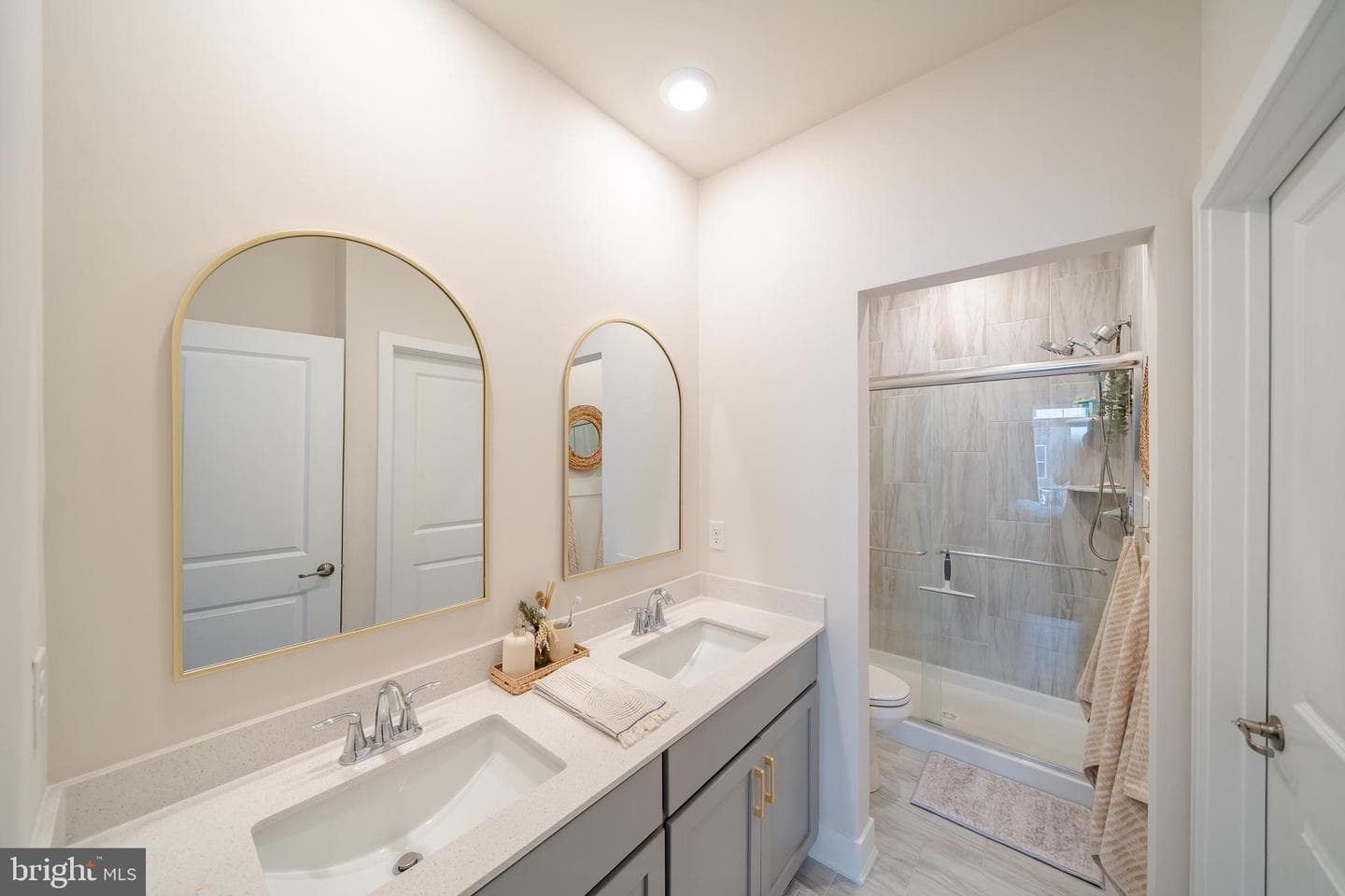 793 Ore Street photo 11