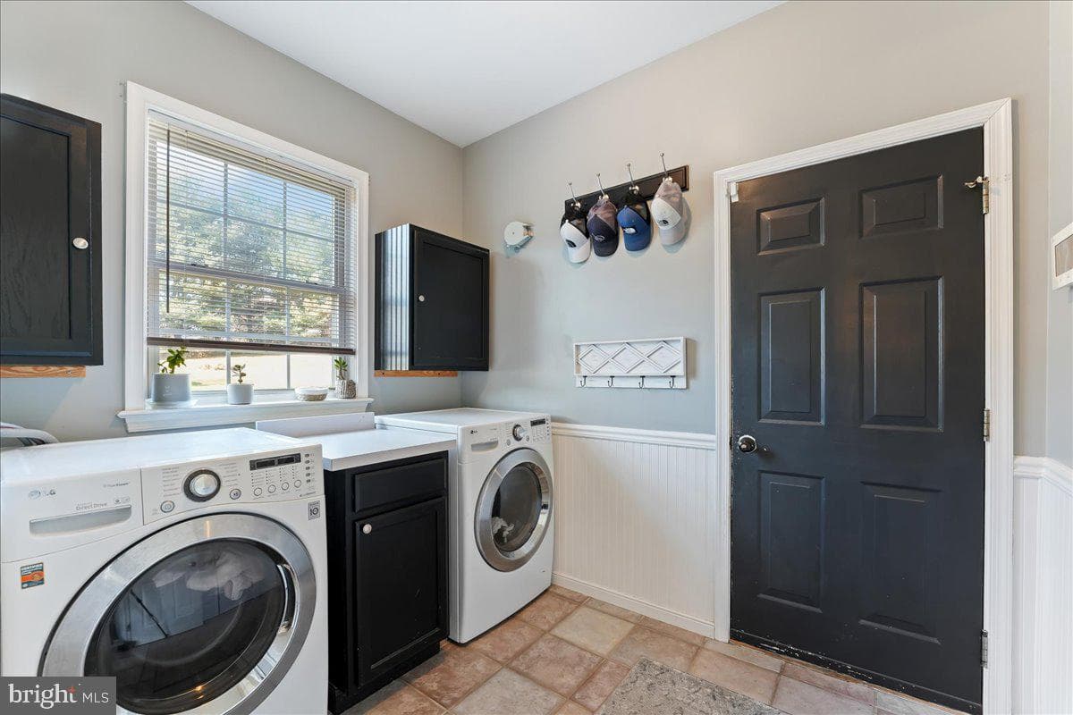 13 Jack Reynolds Way photo 14