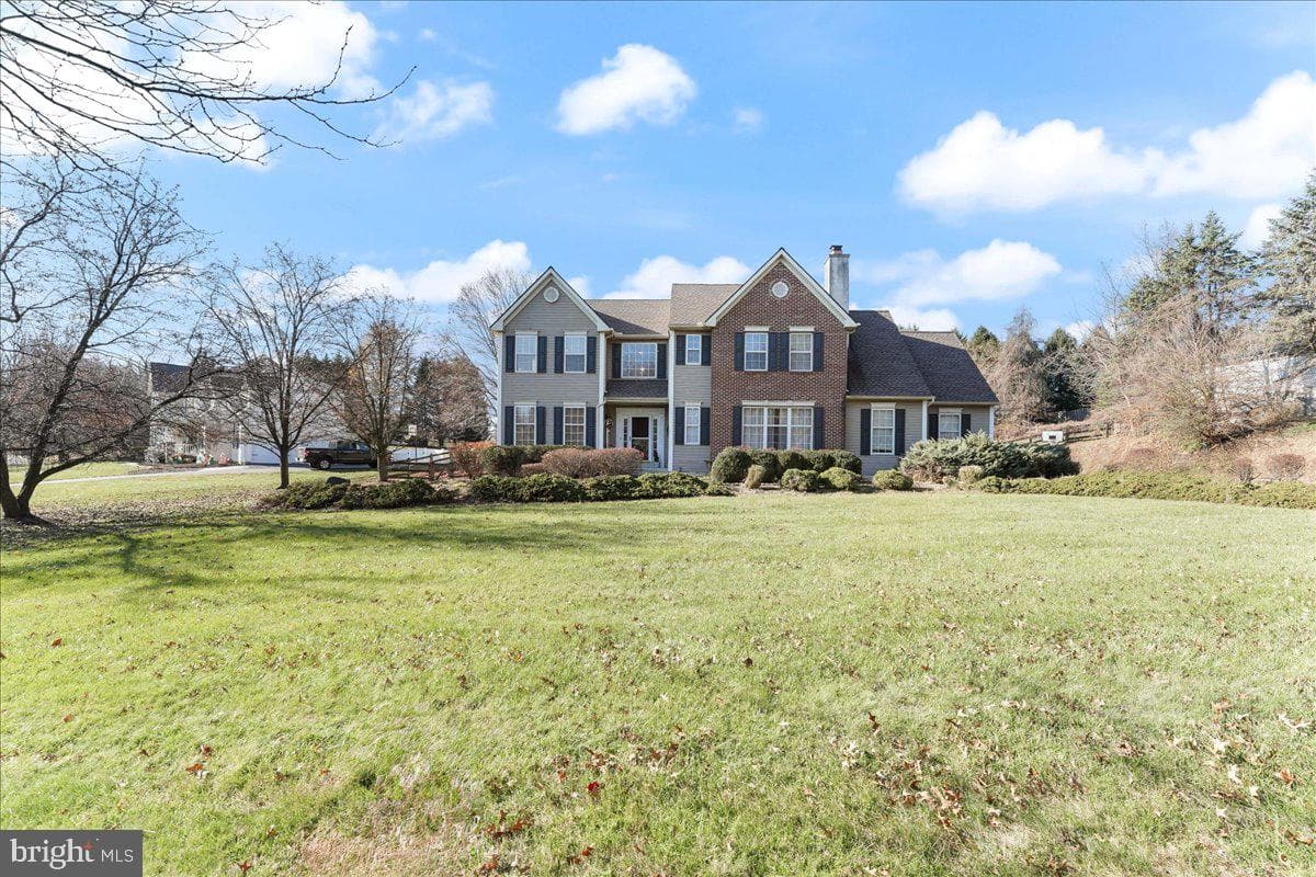 13 Jack Reynolds Way photo 2