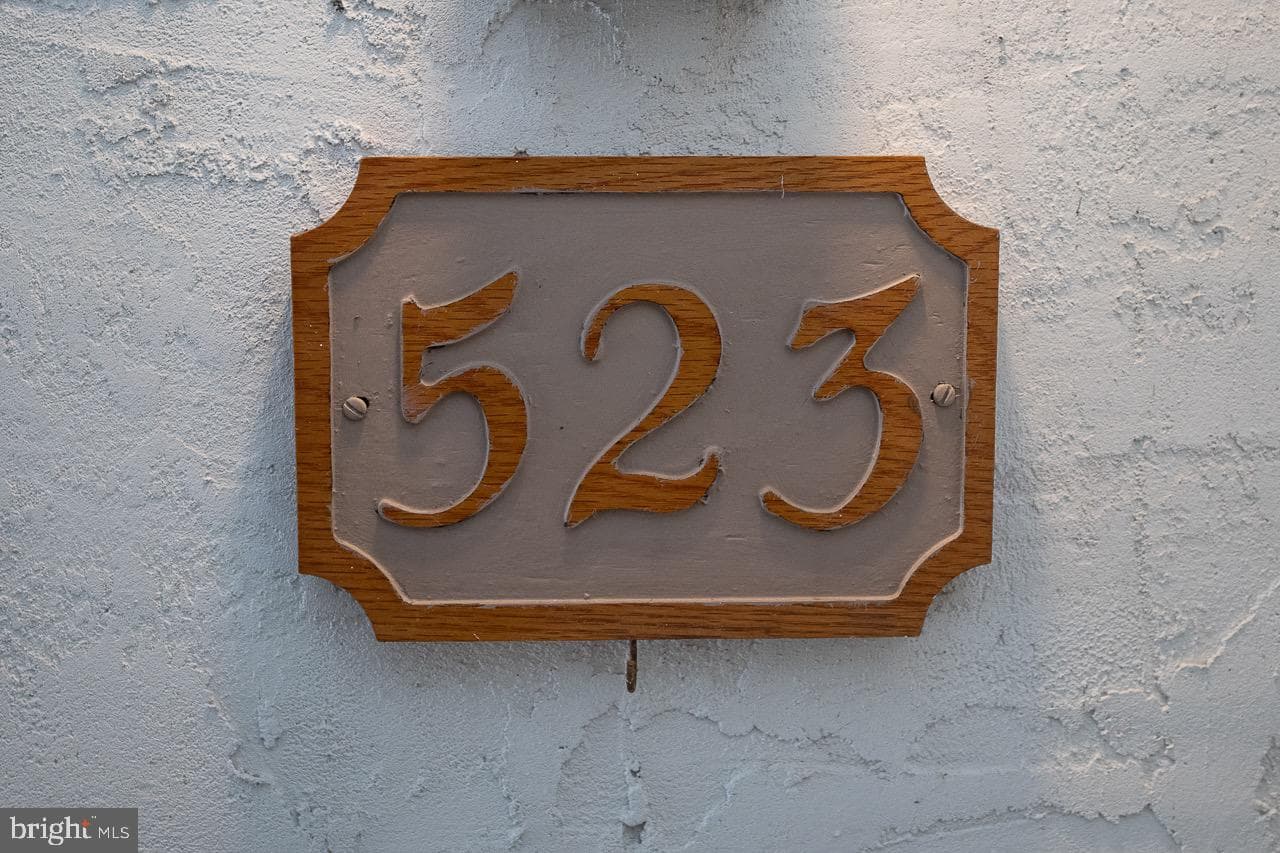 523 Washington Place #23 photo 2