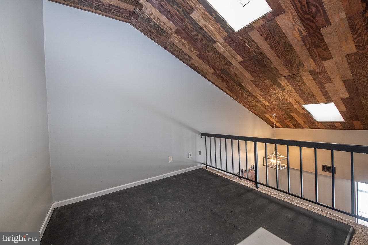 523 Washington Place #23 photo 36