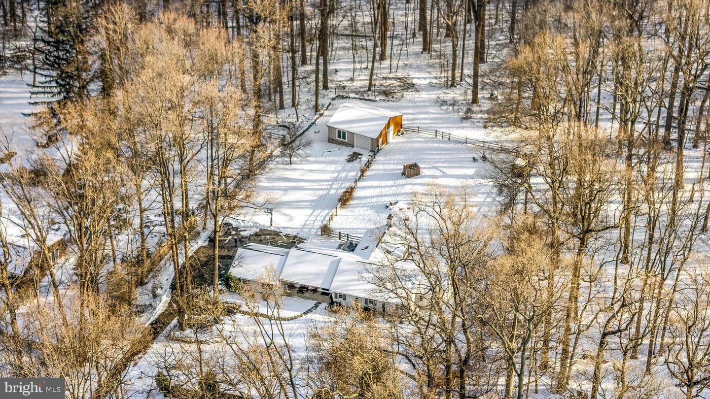 312 Oakbourne Road photo 21