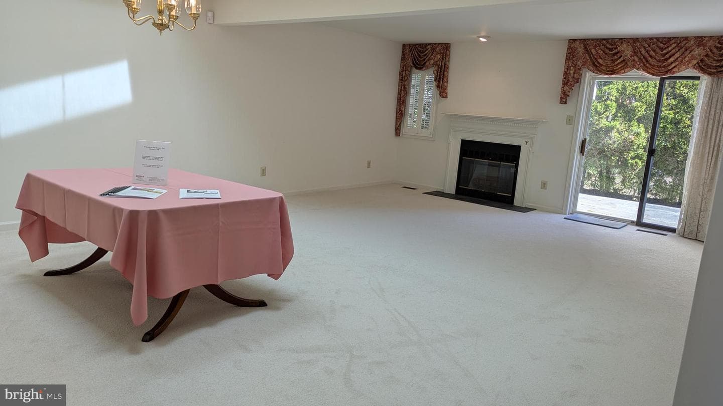 1061 Kennett Way photo 7