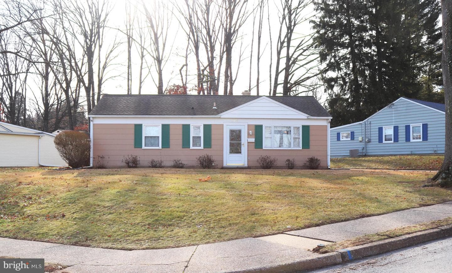 1221 Tyler Avenue photo 1