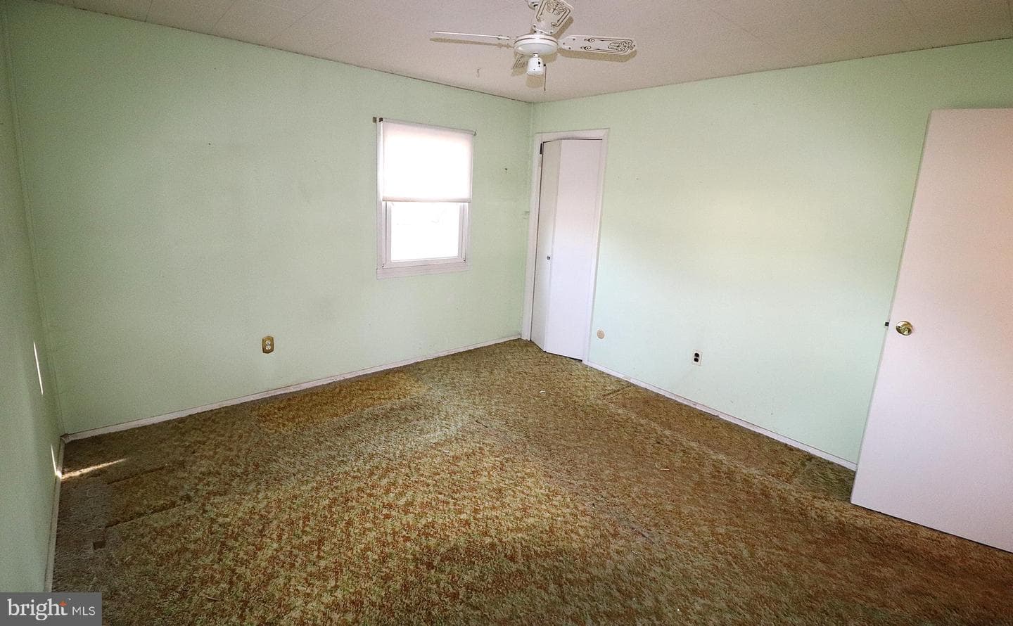 1221 Tyler Avenue photo 17