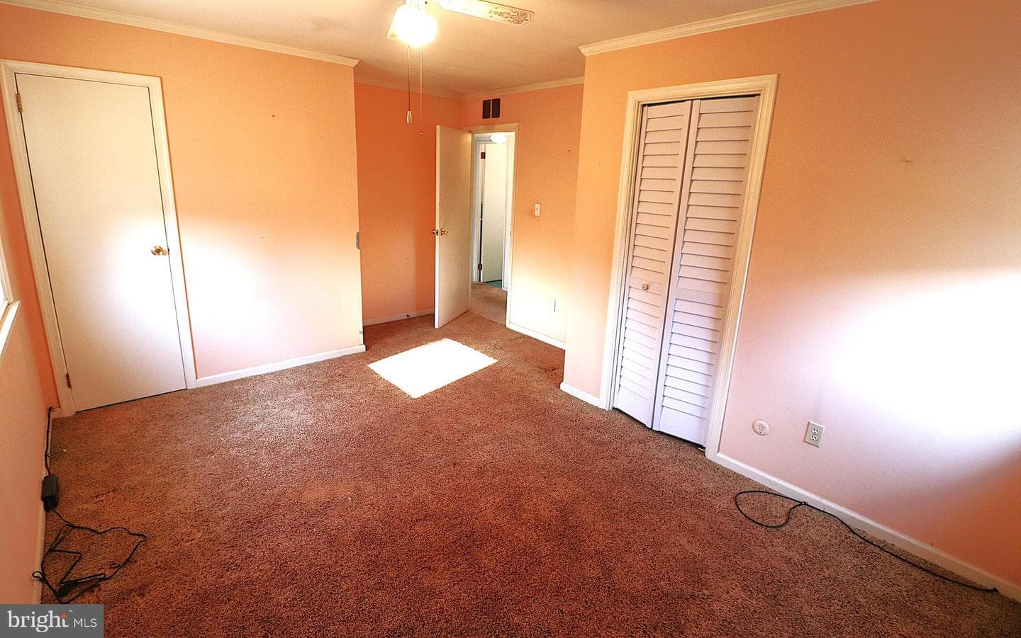 1221 Tyler Avenue photo 19