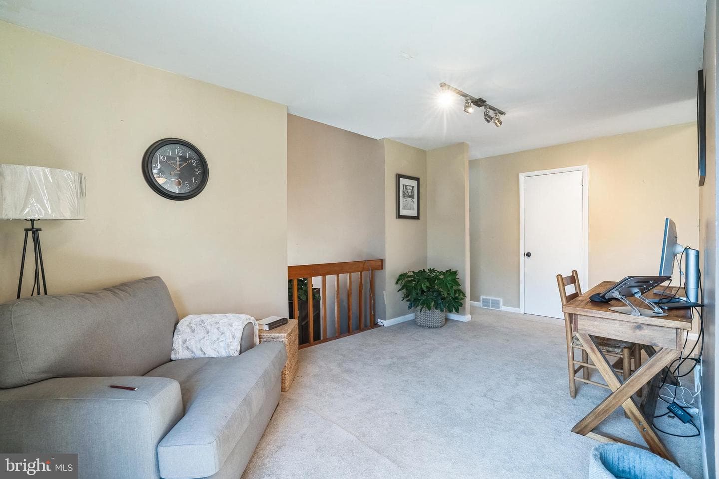 206 Downing Road photo 24