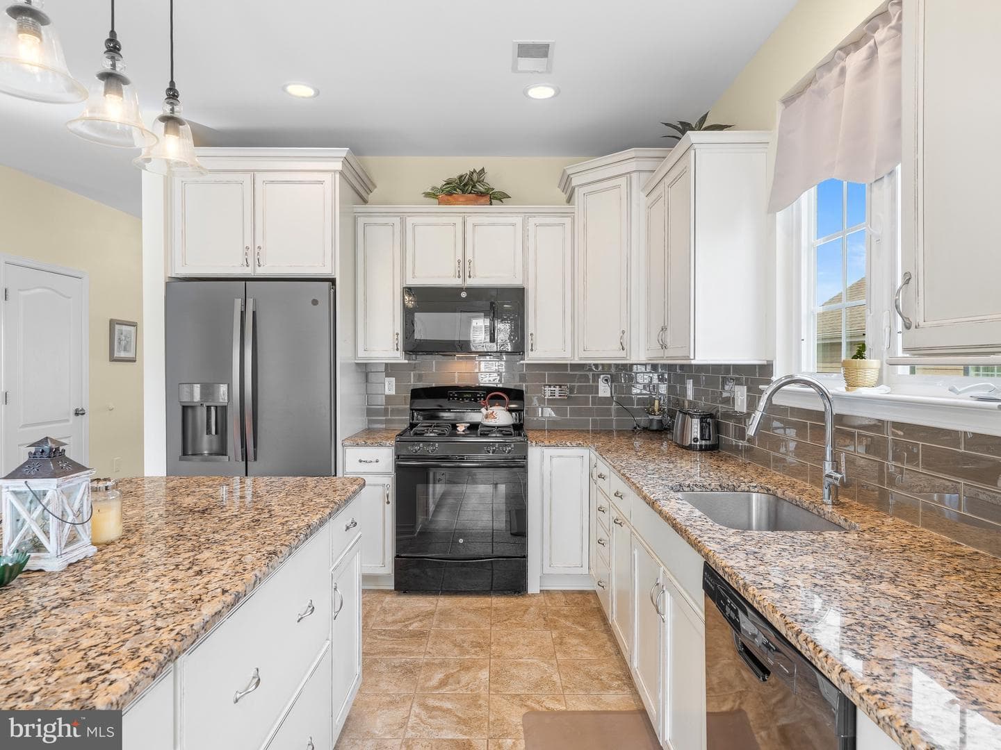 319 Gossell Road photo 12