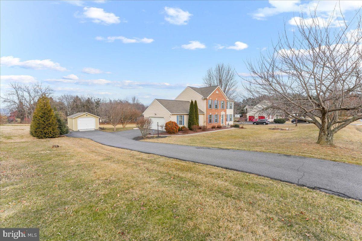 22 Somerset Drive photo 2
