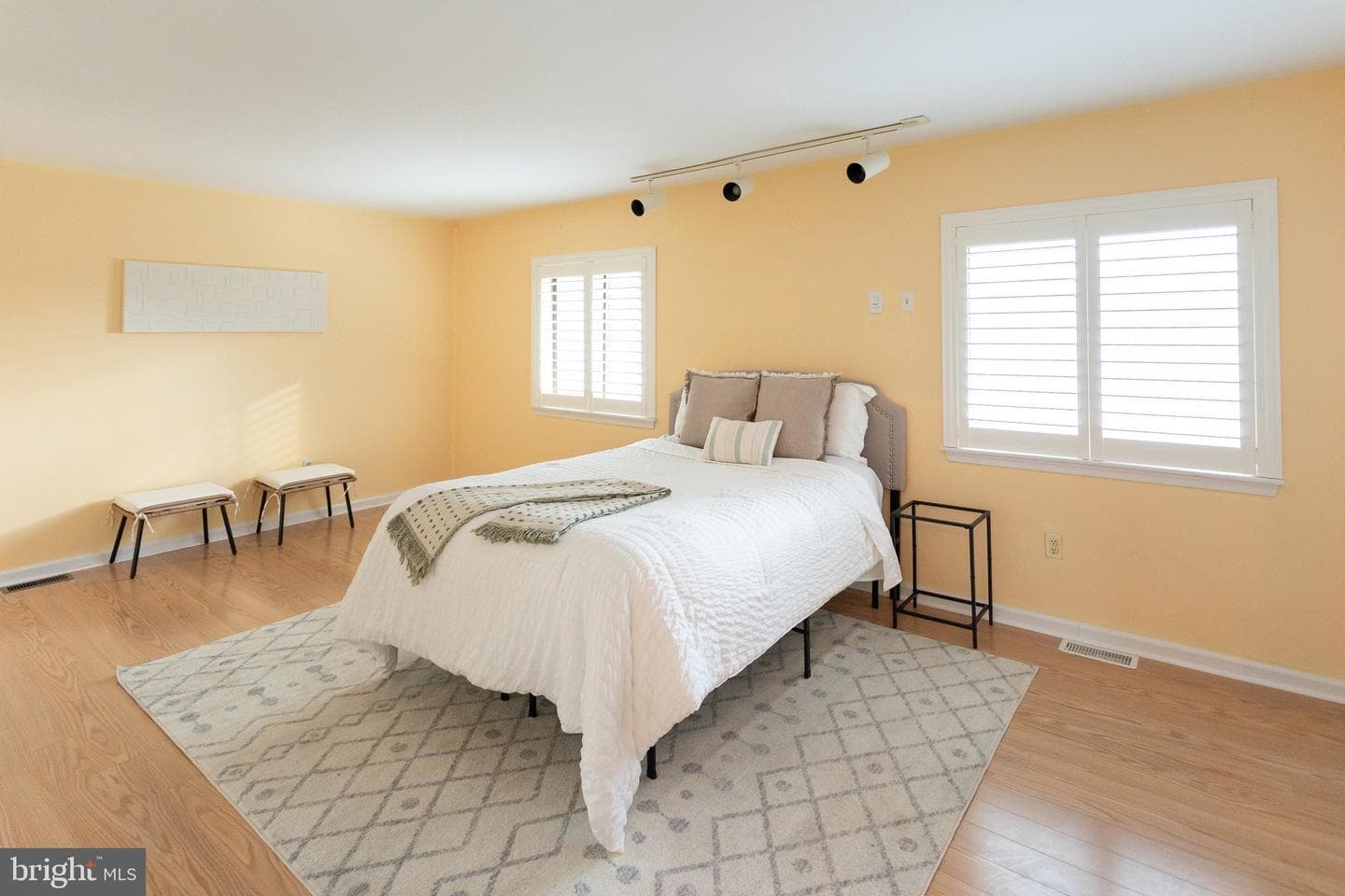 1 Painters Lane photo 18