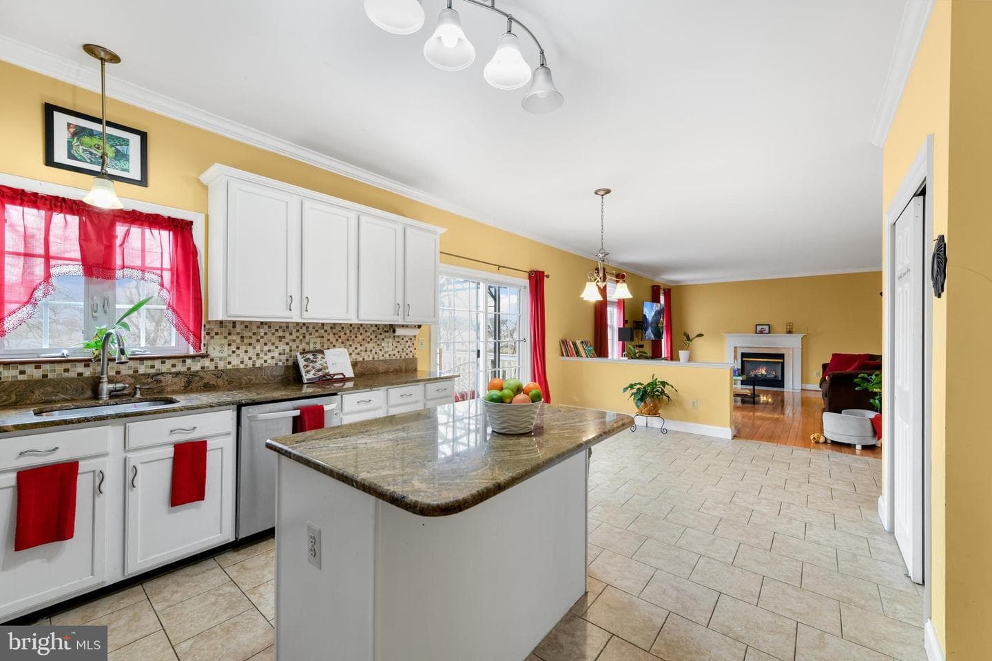 705 Meadowbrook Drive photo 12