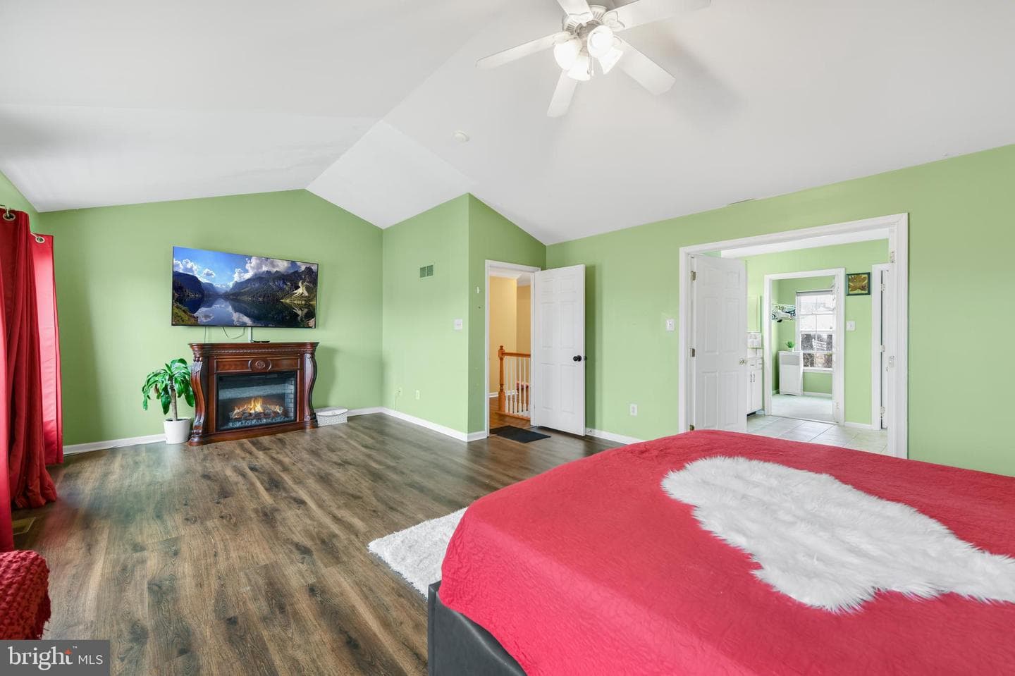 705 Meadowbrook Drive photo 22