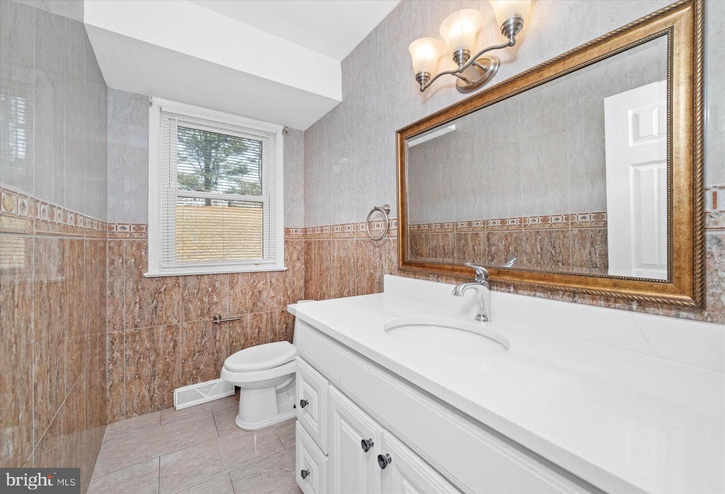 2 Fern Hill Road photo 24
