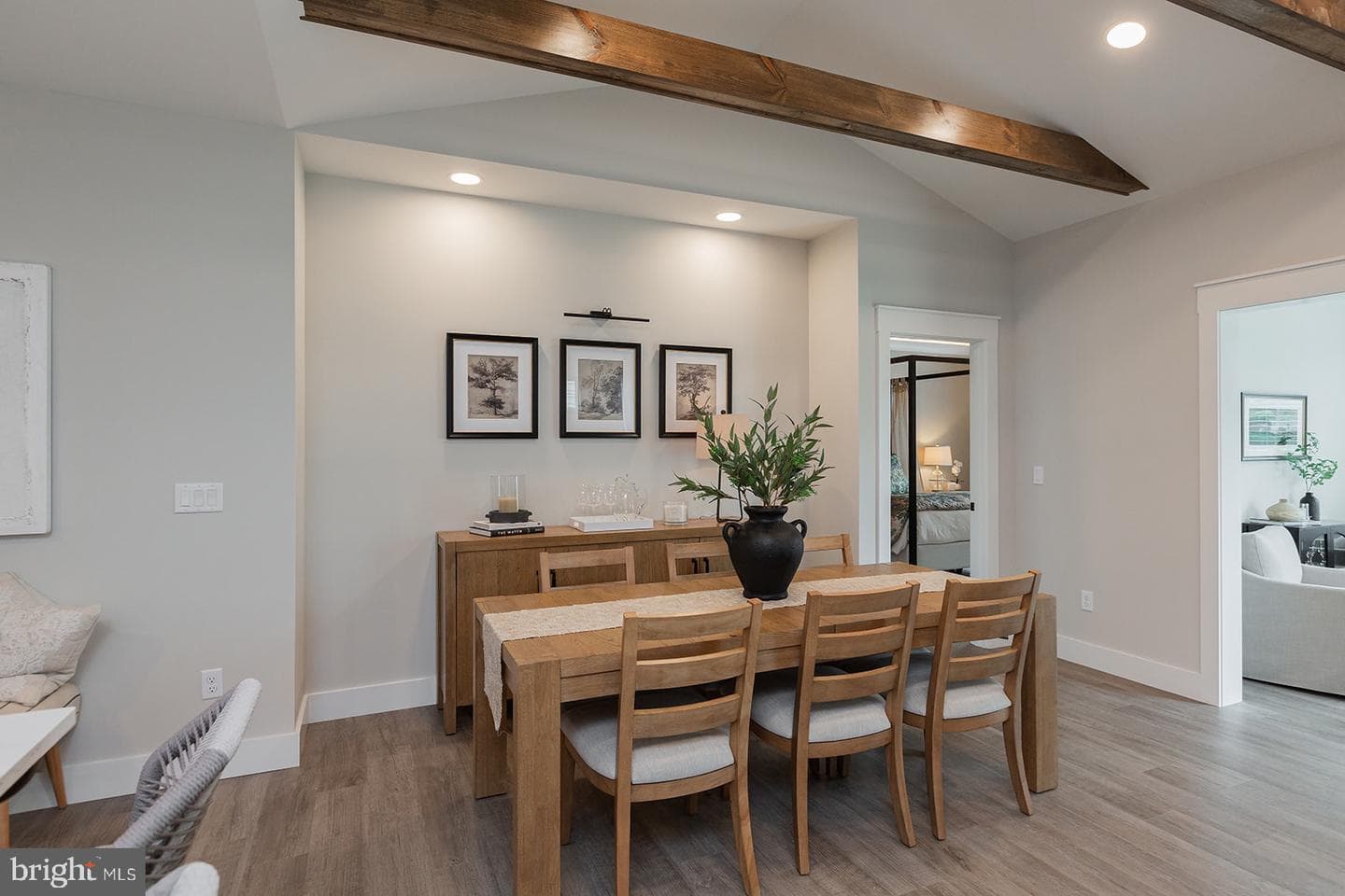 618 Greenbriar Path photo 20