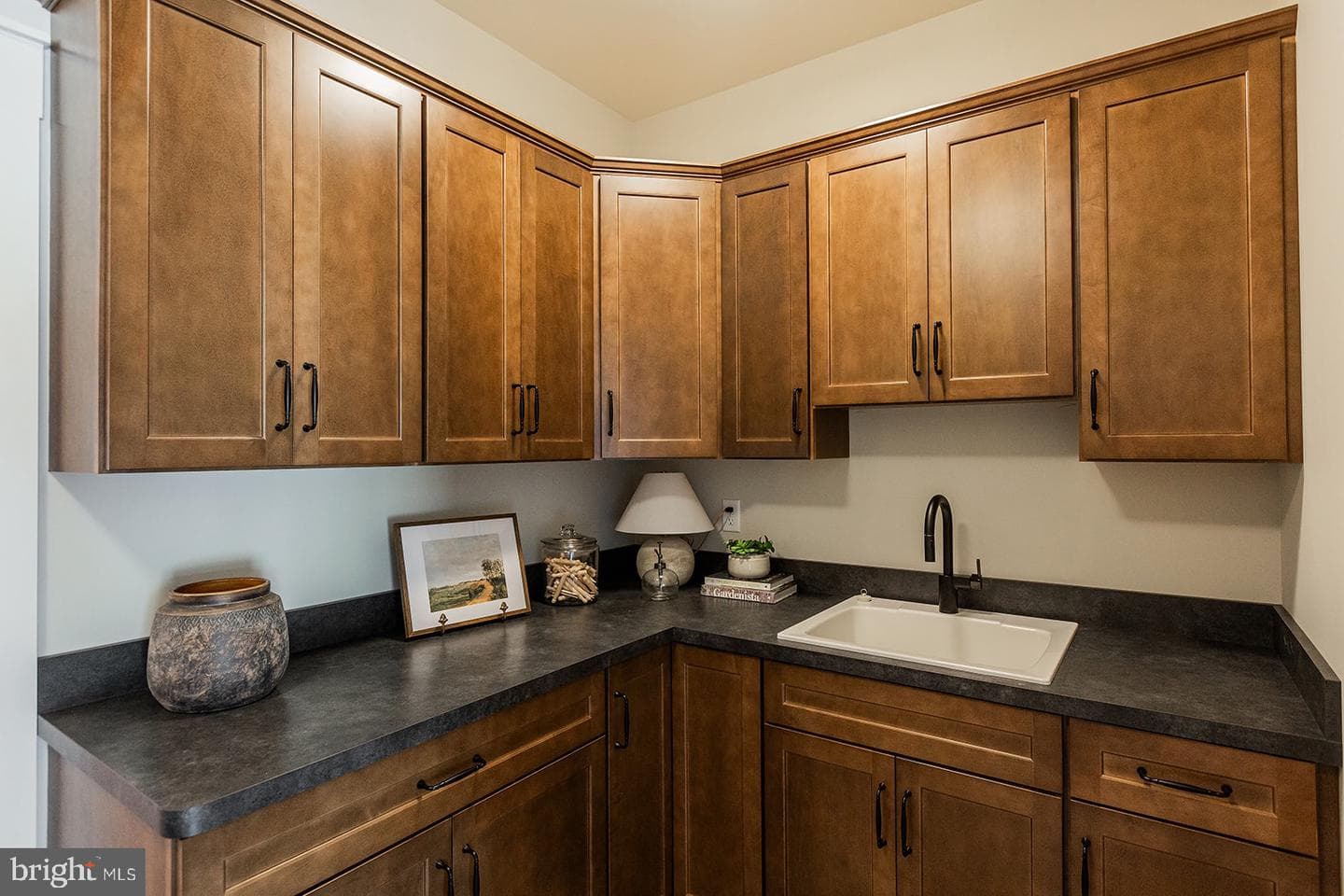 618 Greenbriar Path photo 30