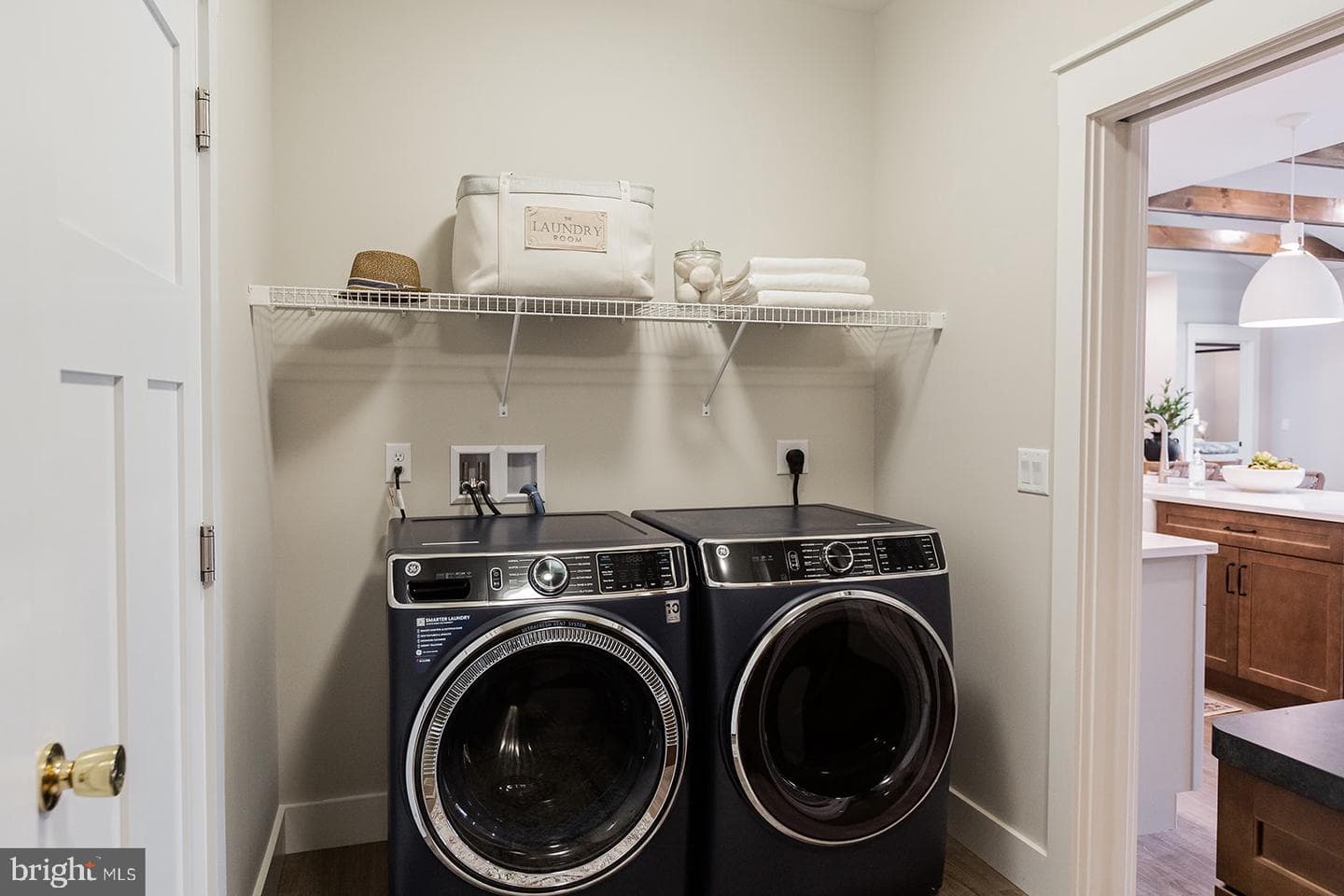 618 Greenbriar Path photo 31