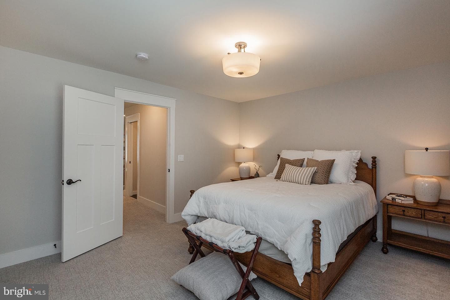 618 Greenbriar Path photo 36