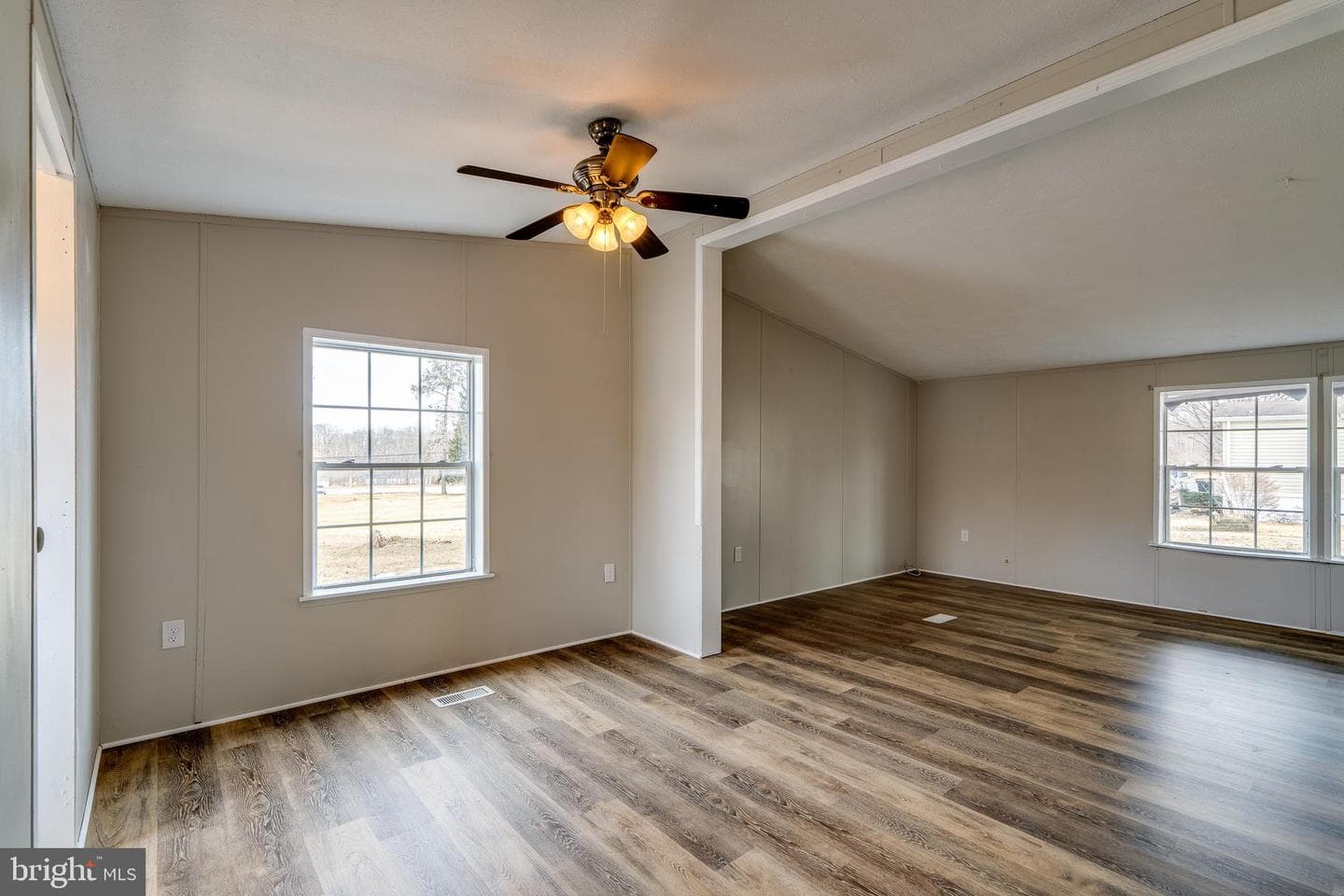 88 Rose Drive photo 15