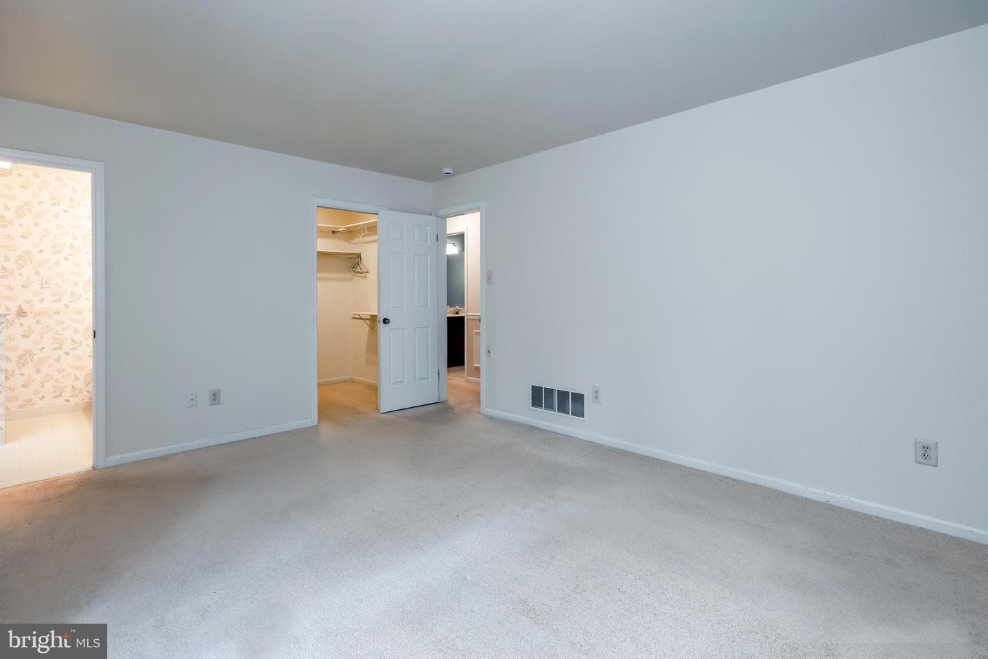 628 Glenwood photo 18