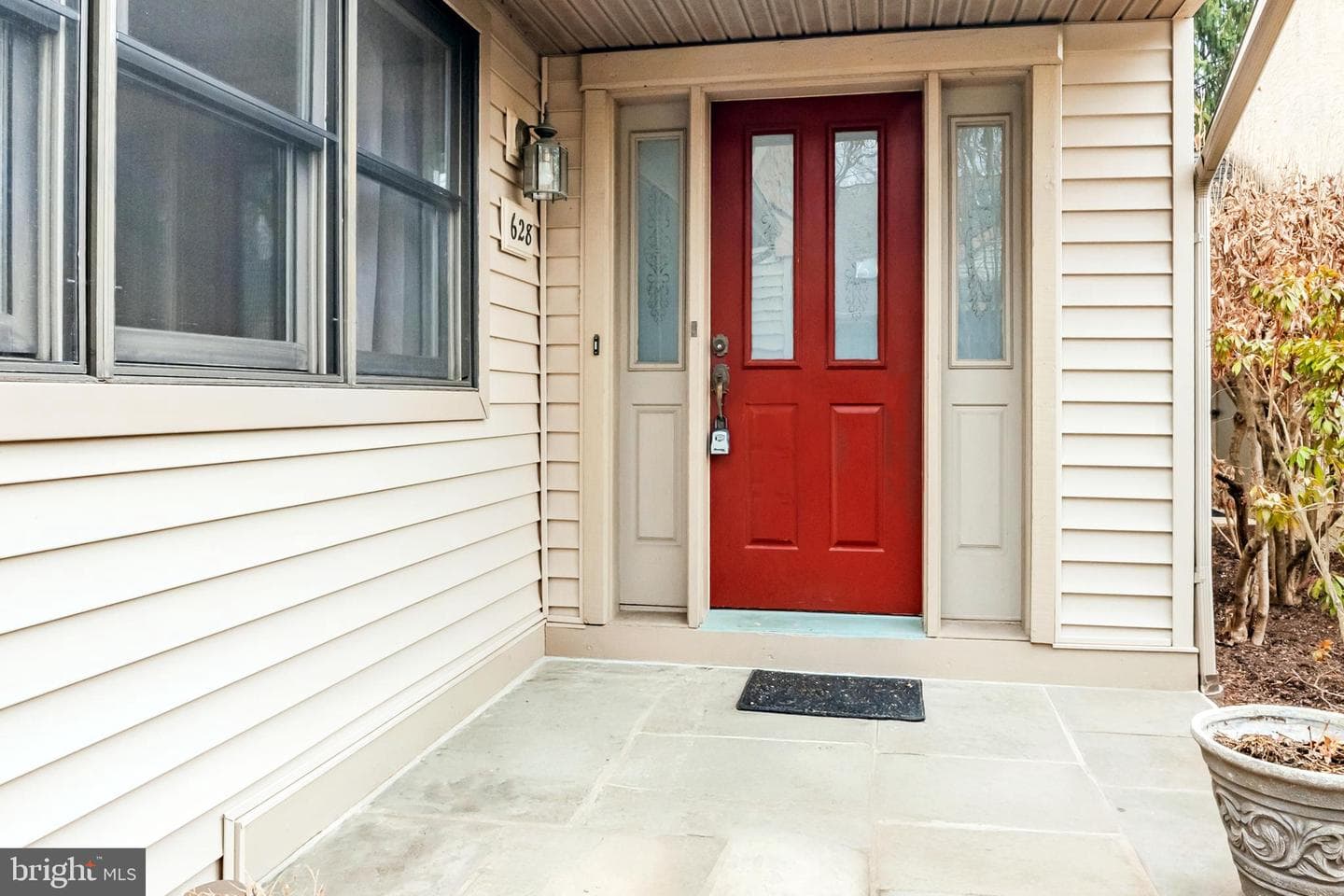 628 Glenwood photo 2