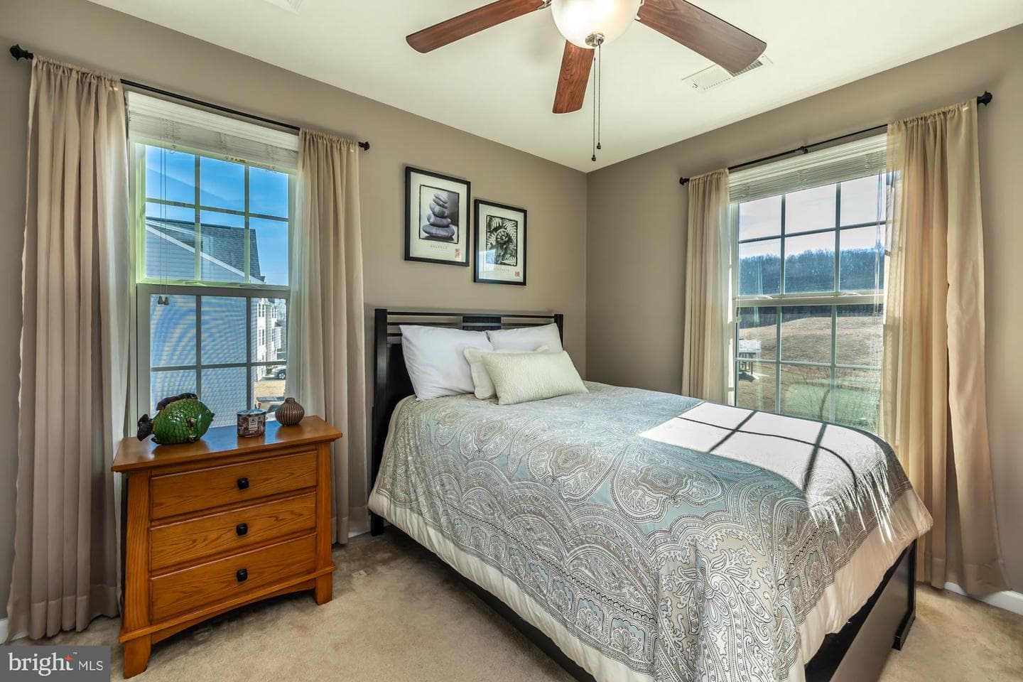 1841 Honeysuckle Court photo 26