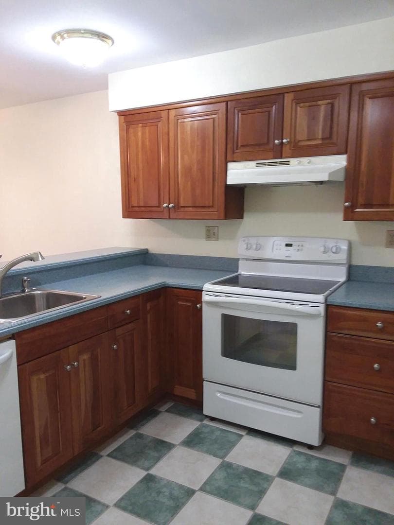 600 Campbell Circle #i12 photo 11