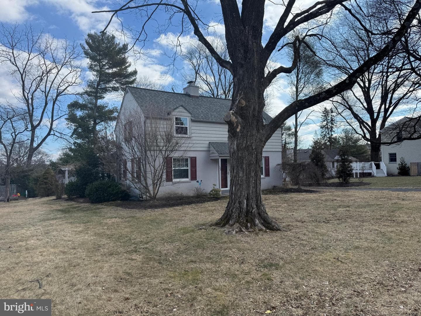 103 Arlington Road photo 2