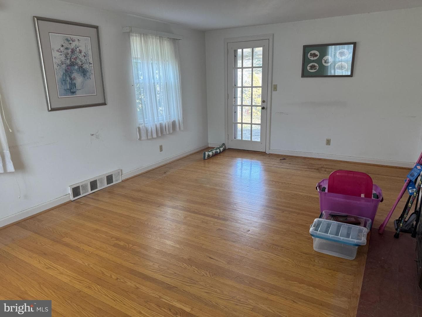 103 Arlington Road photo 9