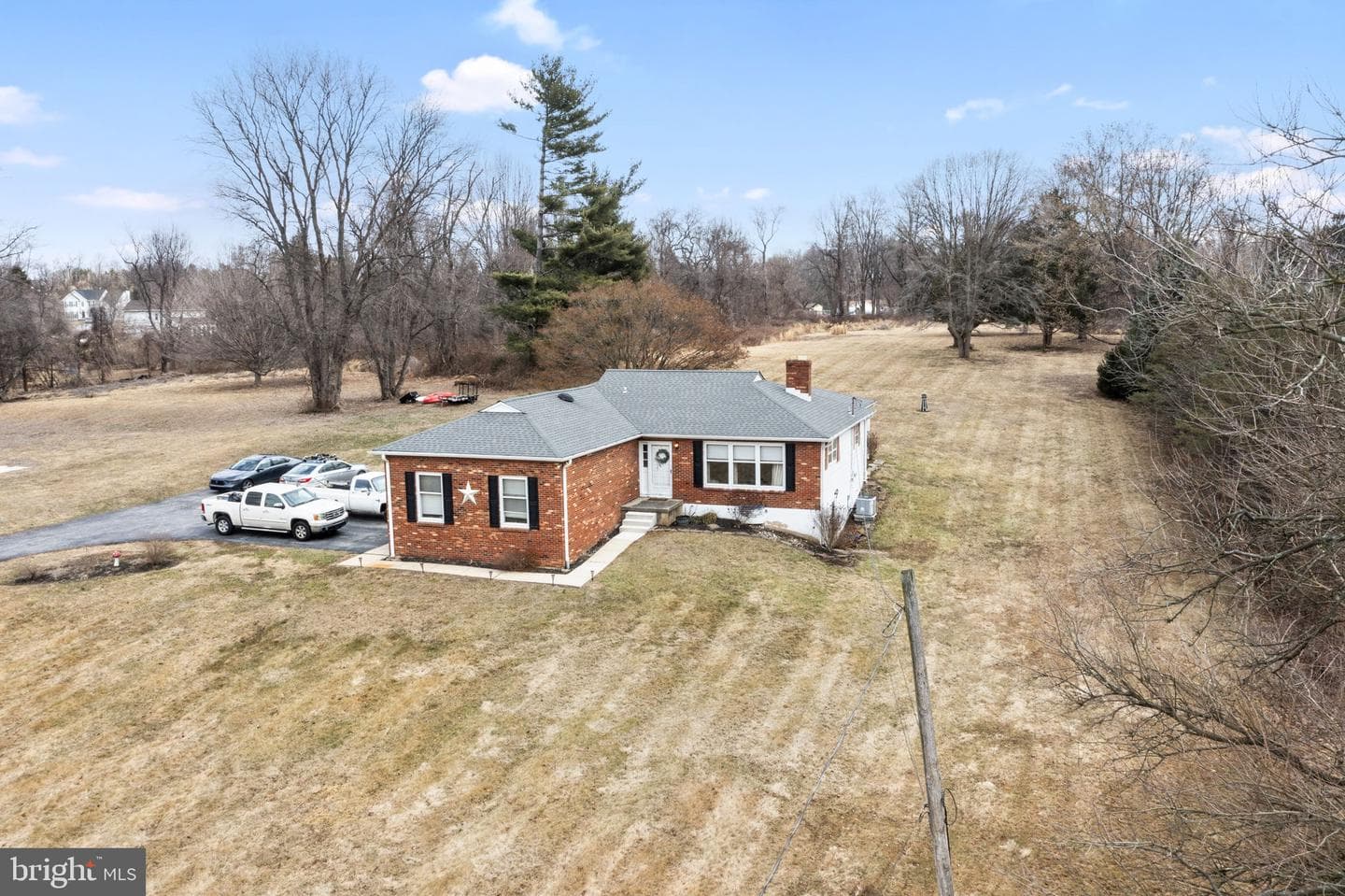 237 Schoolhouse Road photo 36