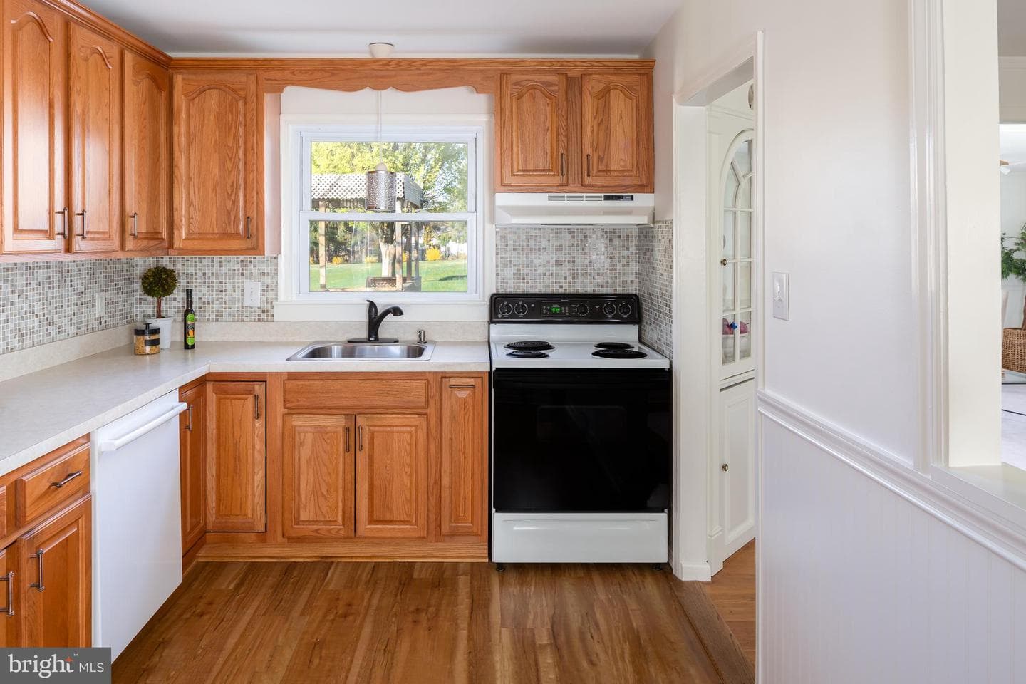 6 Vernon Lane photo 11