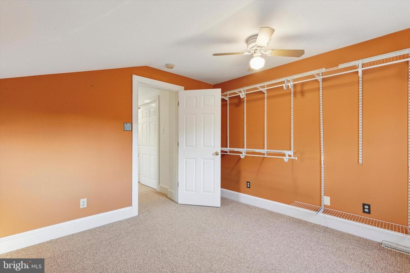 108 E Miner Street photo 17
