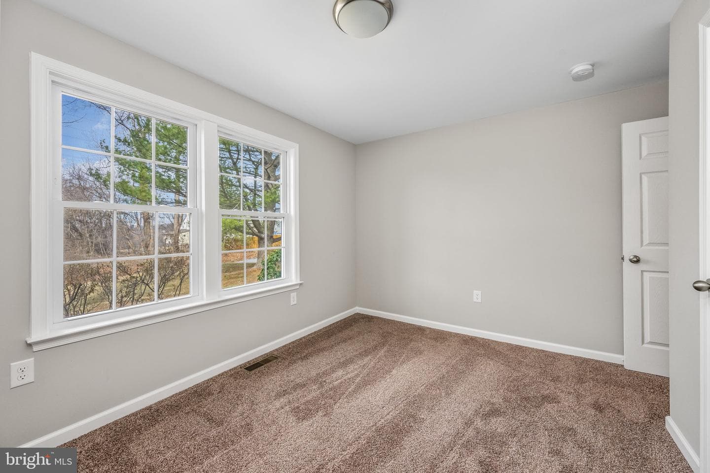 1322 Blackhorse Hill Road photo 15