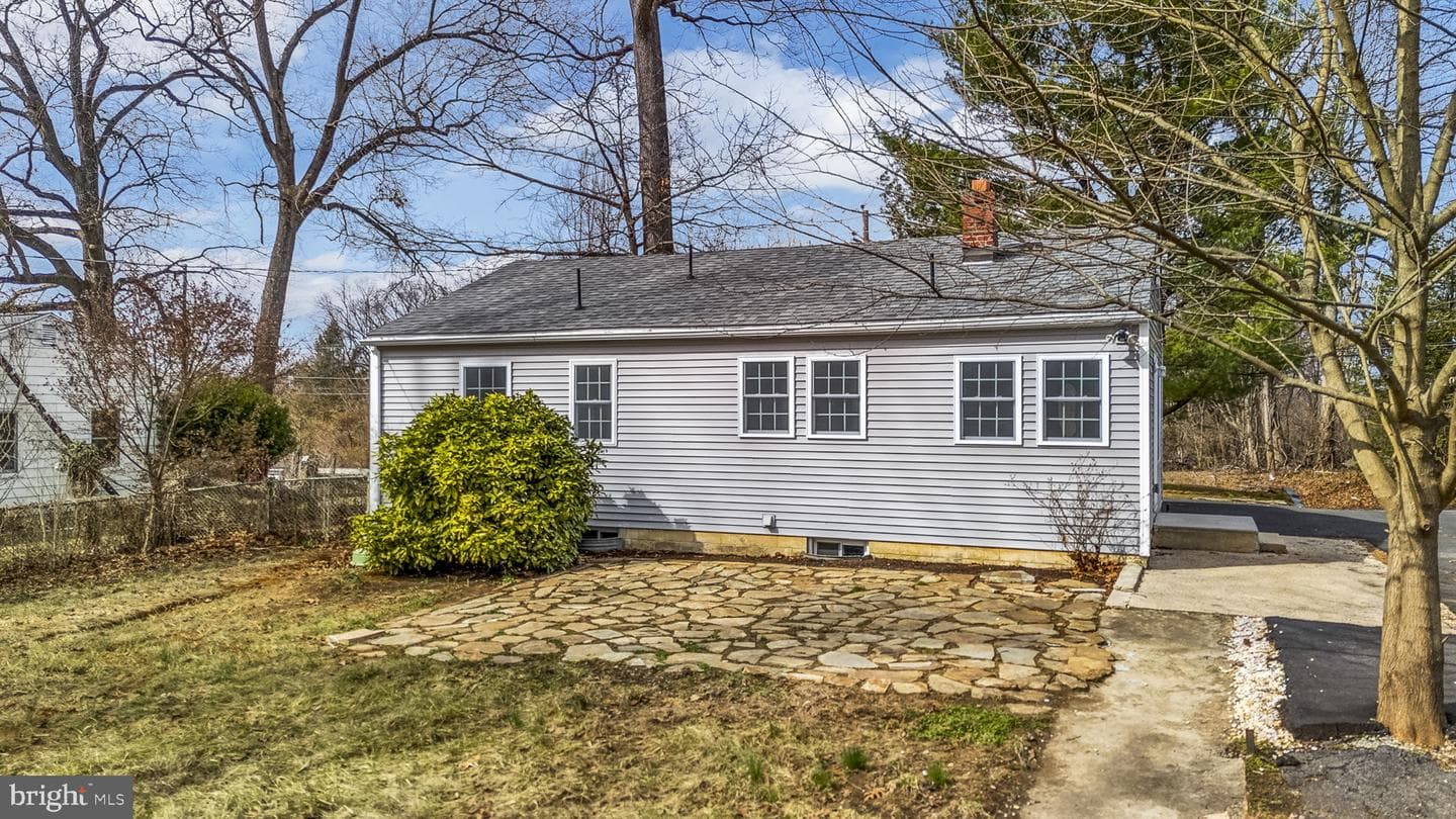 1322 Blackhorse Hill Road photo 18