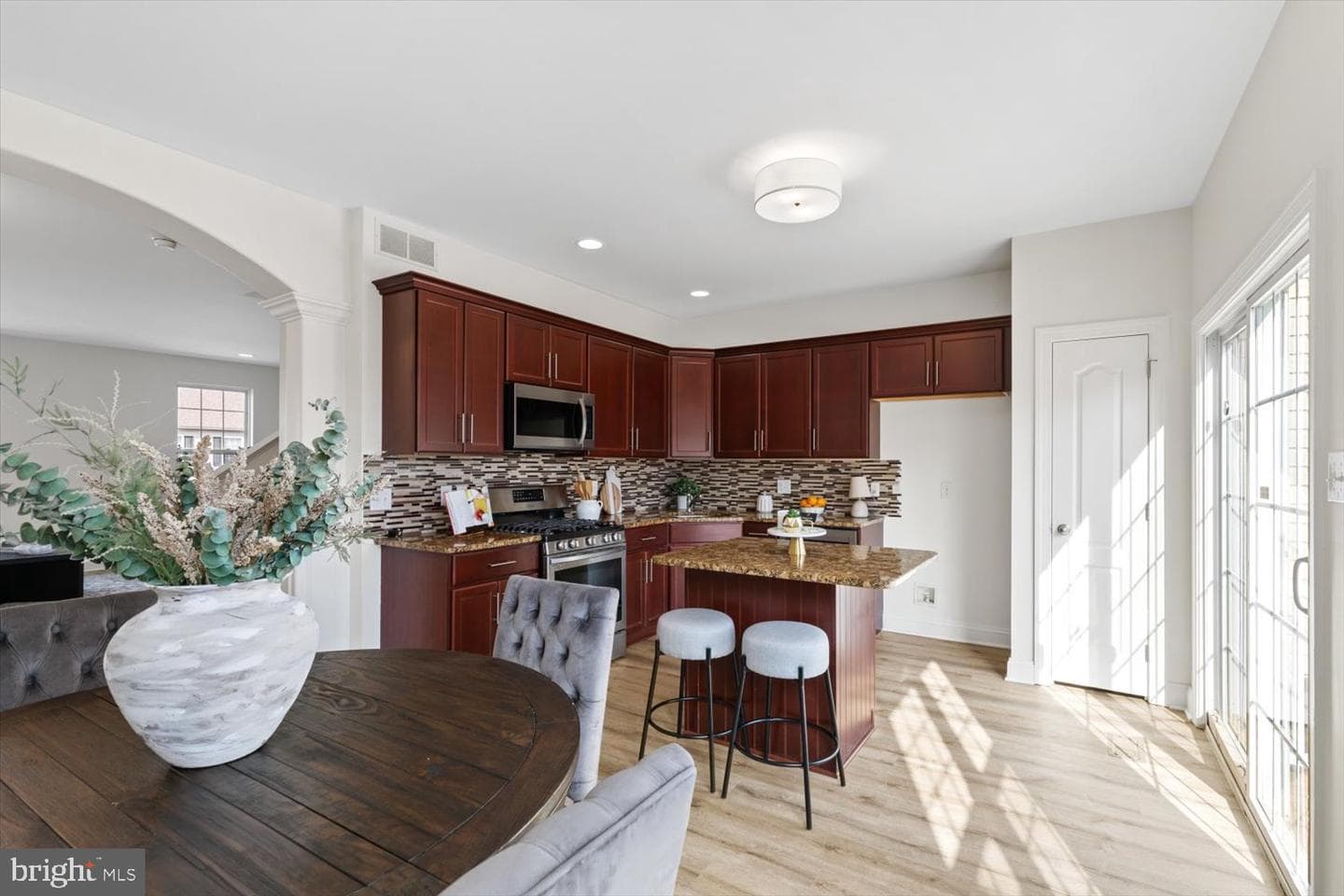 241 Kennedy Drive photo 18