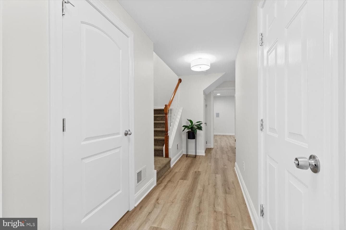 241 Kennedy Drive photo 3