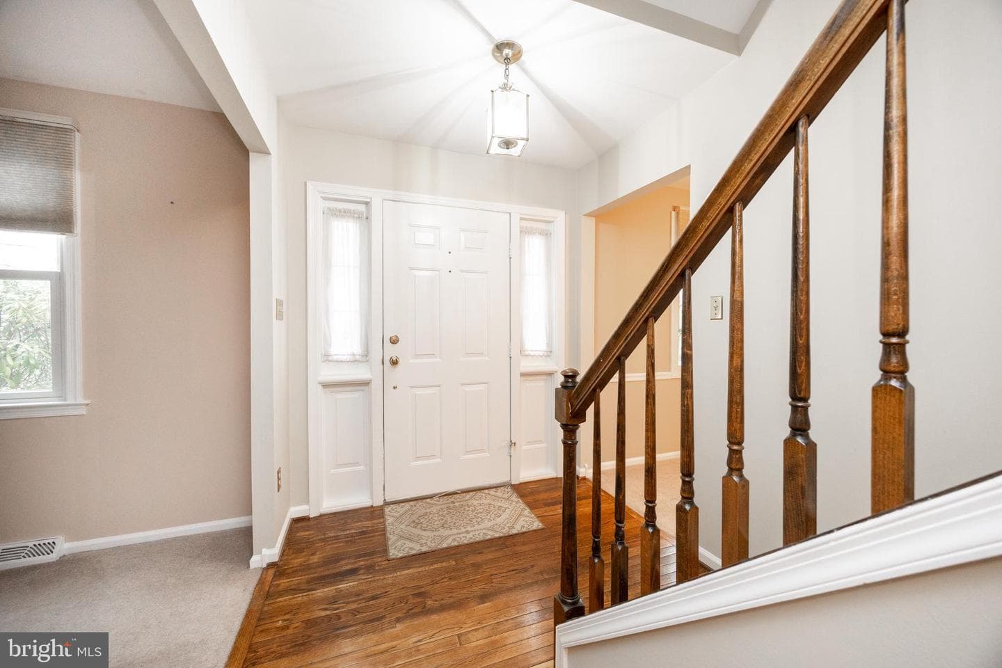 103 Stephen Drive photo 3