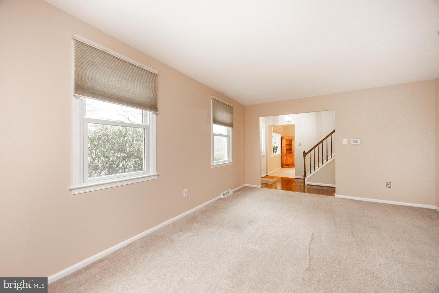 103 Stephen Drive photo 7