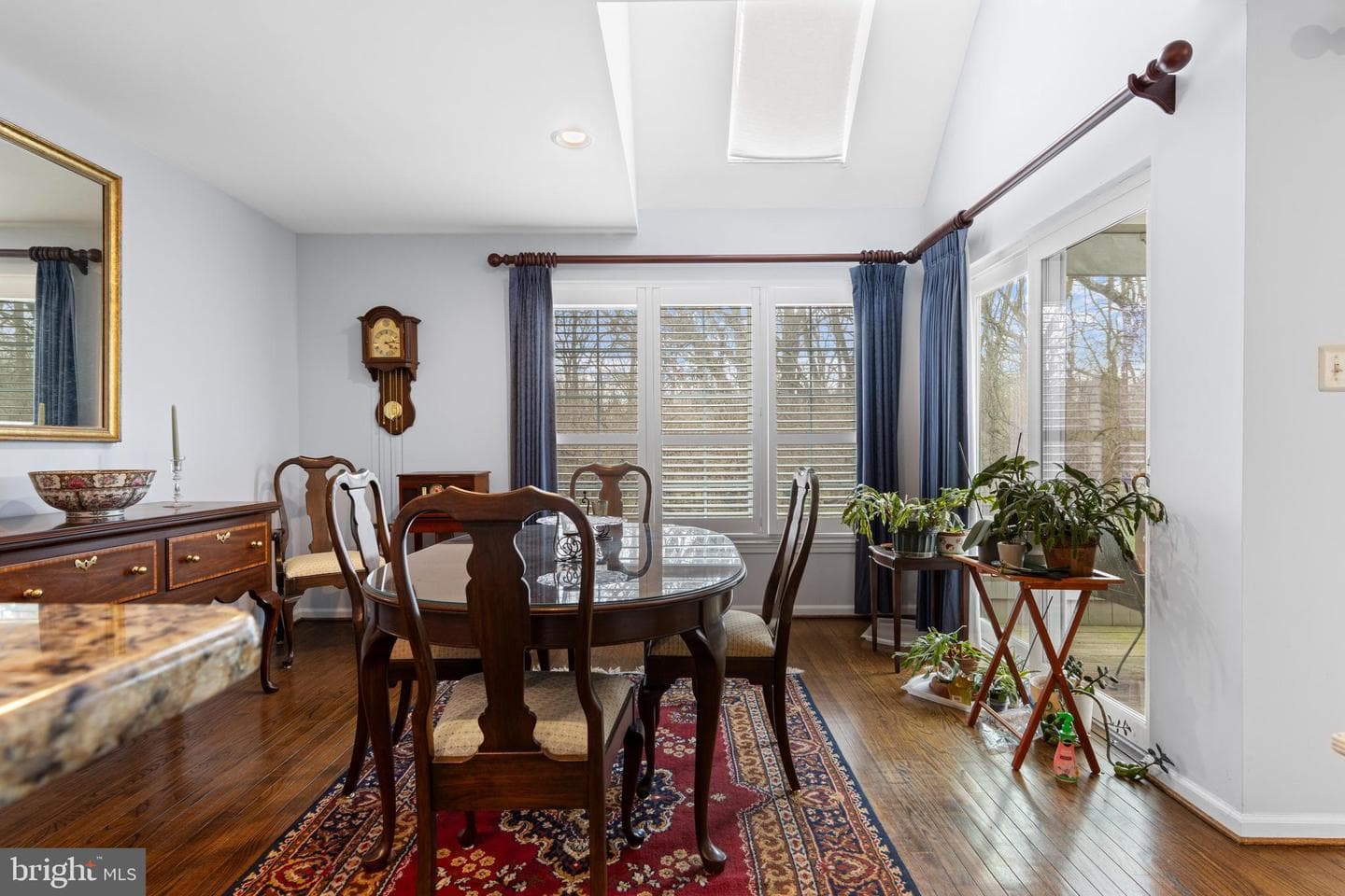 21 Newport Drive photo 27