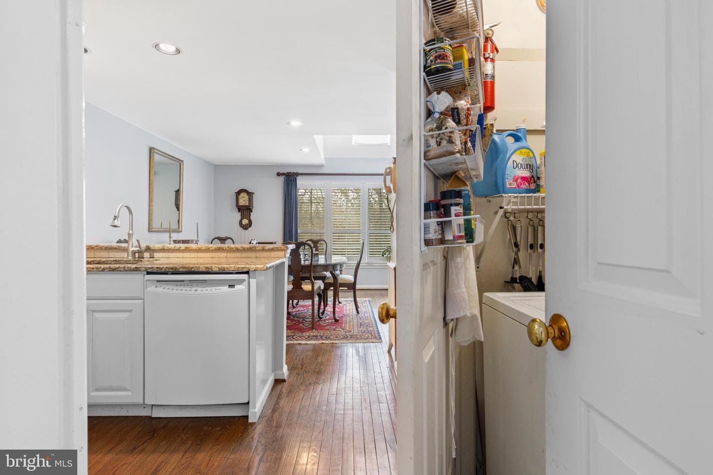 21 Newport Drive photo 34