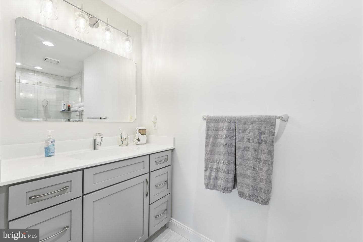 3603 Columbia Court Way #3603 photo 15
