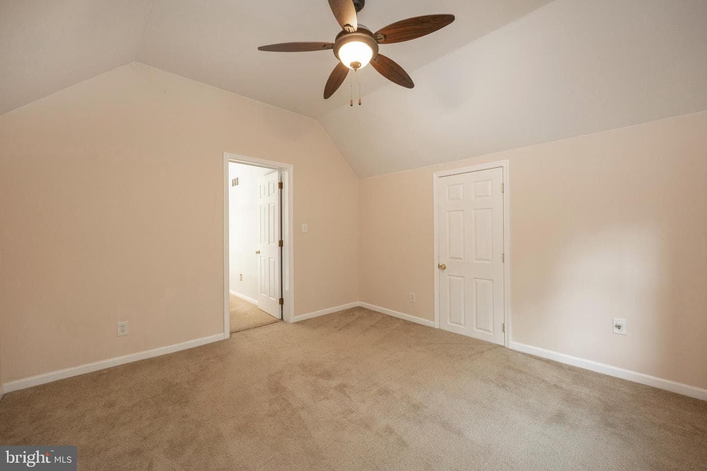 35 Maple Lane photo 22