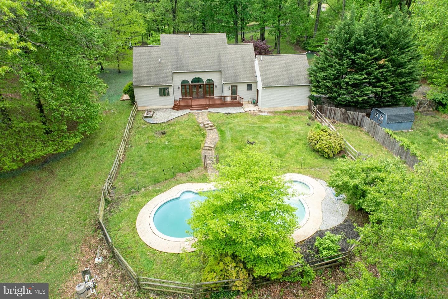 35 Maple Lane photo 36