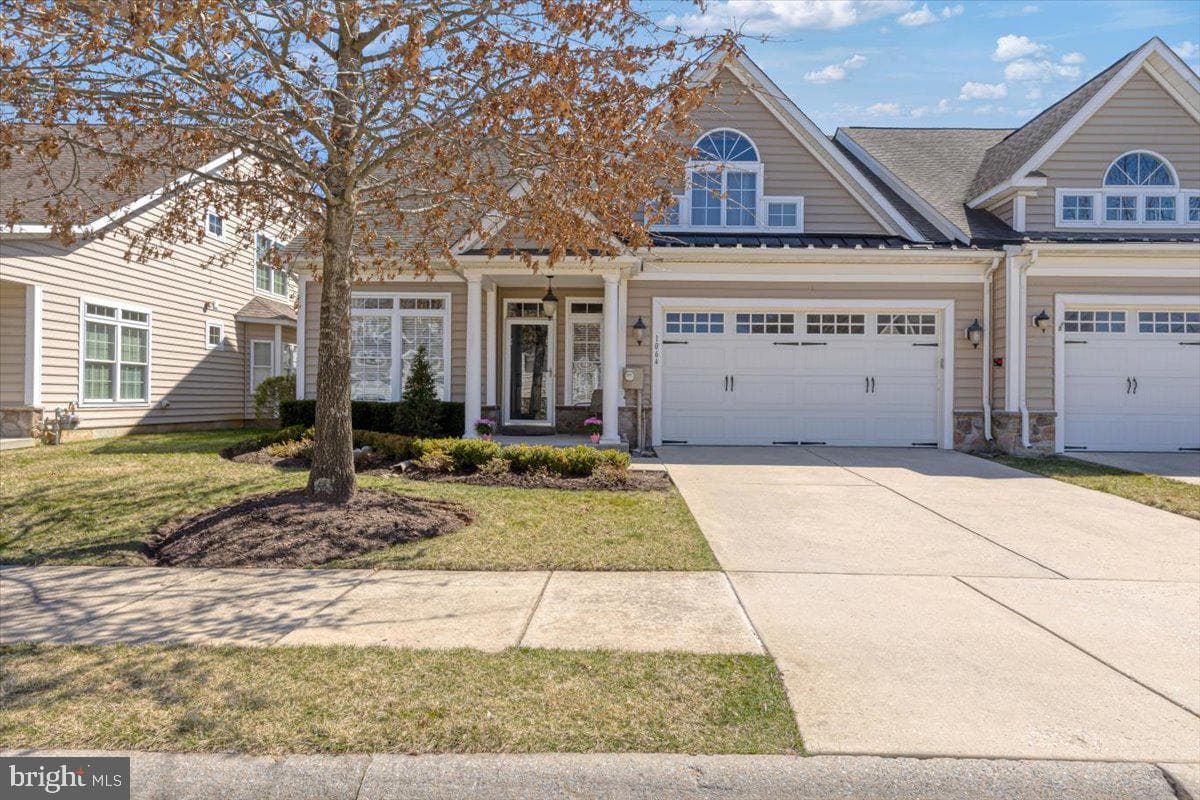 1064 Balfour Circle photo 1