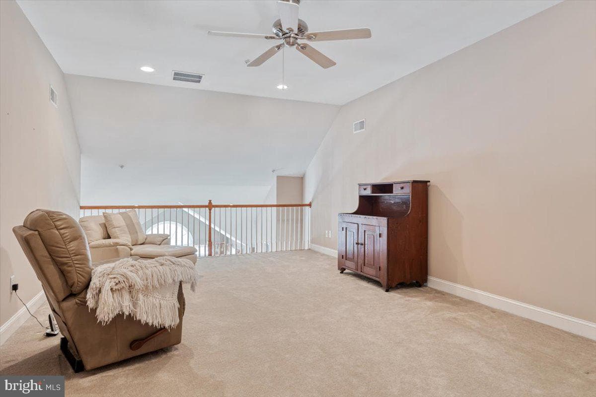 1064 Balfour Circle photo 27