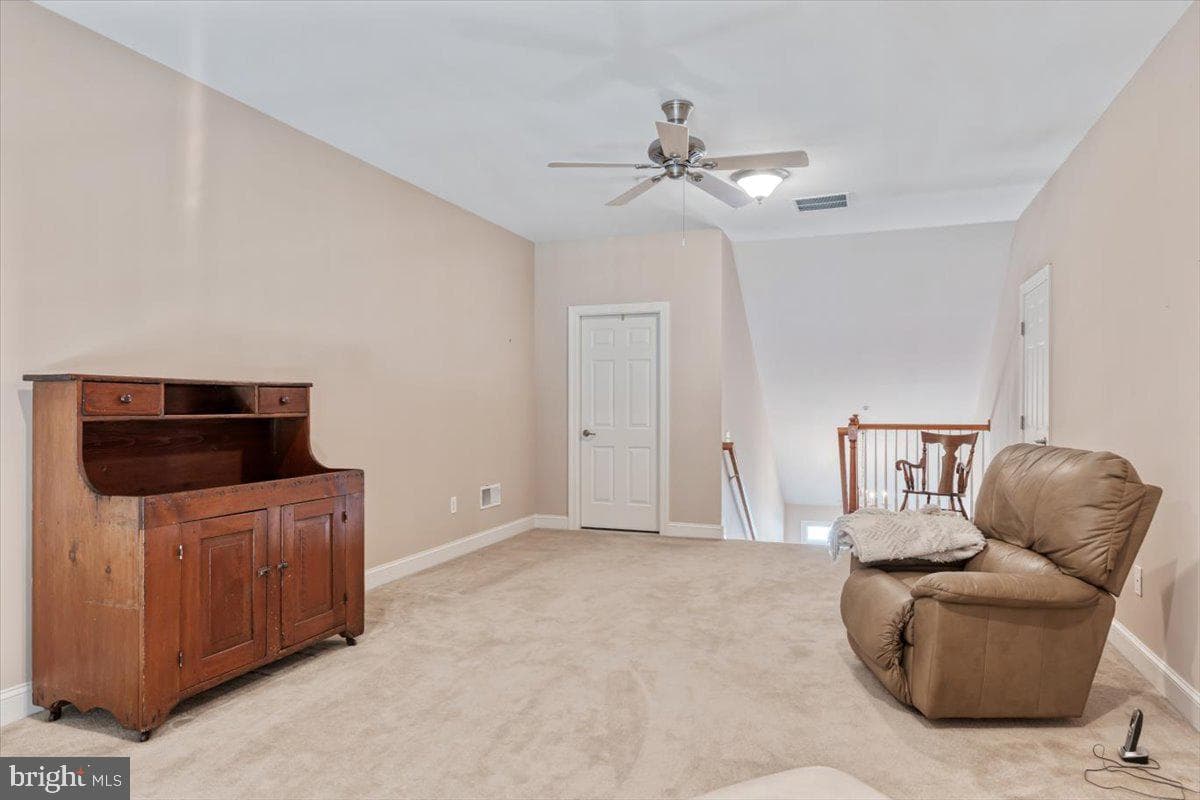 1064 Balfour Circle photo 29