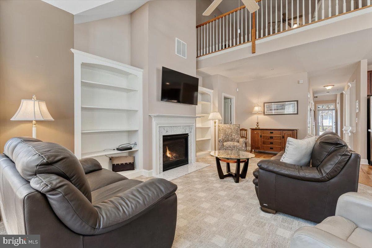 1064 Balfour Circle photo 7