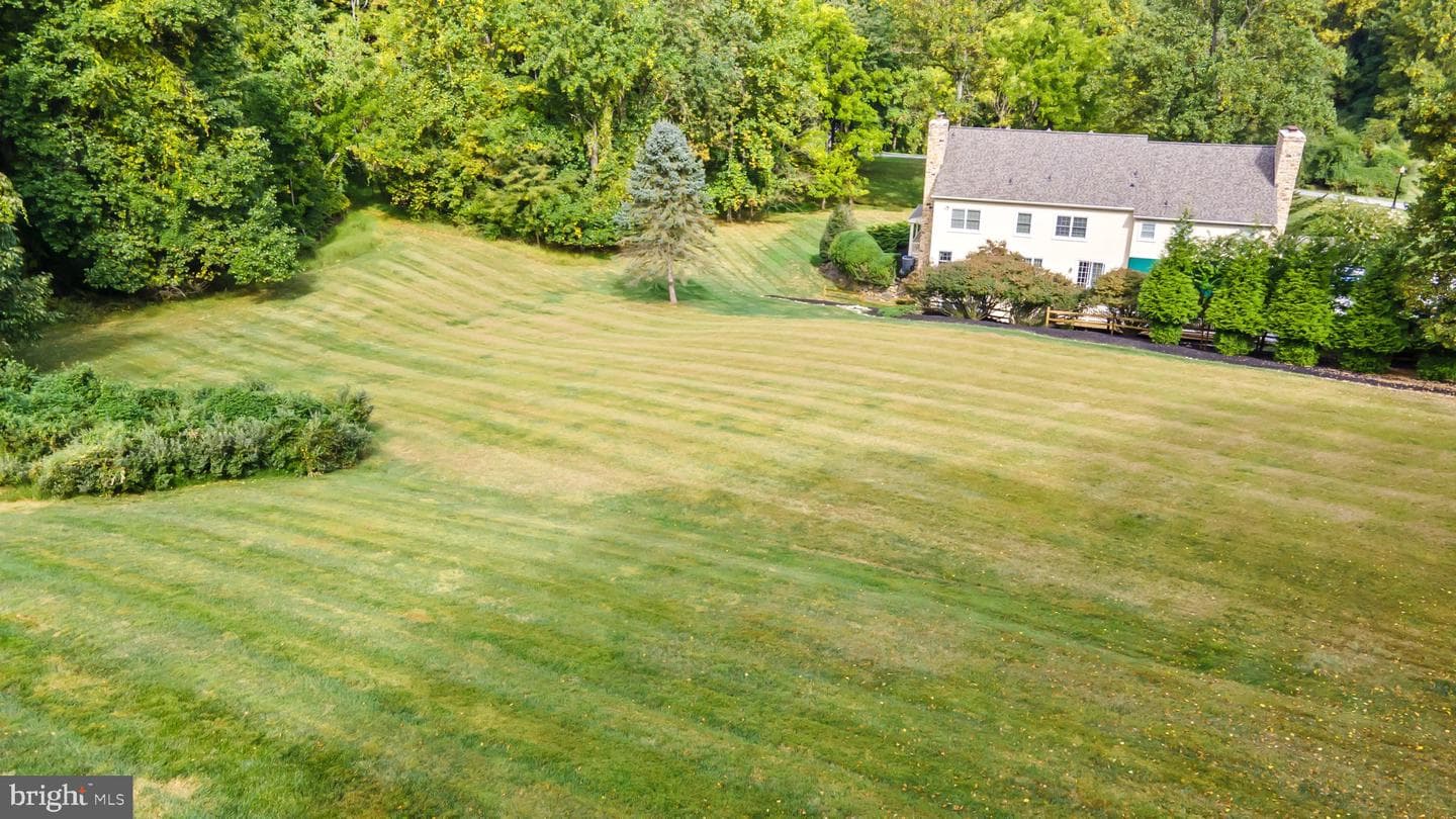 200 Barn Hill Road photo 99