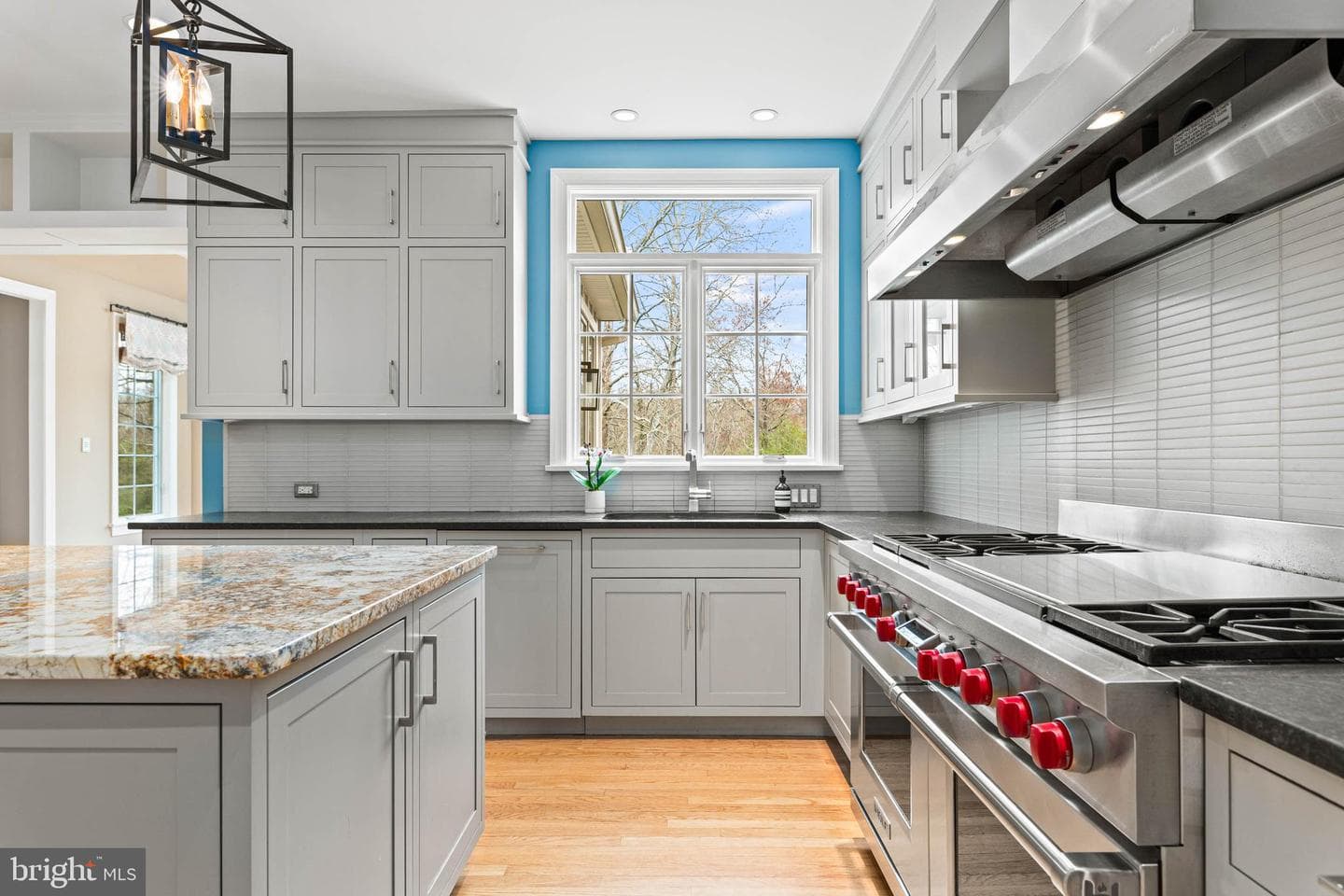 607 Newtown Road photo 24